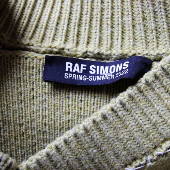 BNWT SS22 RAF SIMONS V NECK OVERSIZED SWEATER 1 - Picture 8 of 14